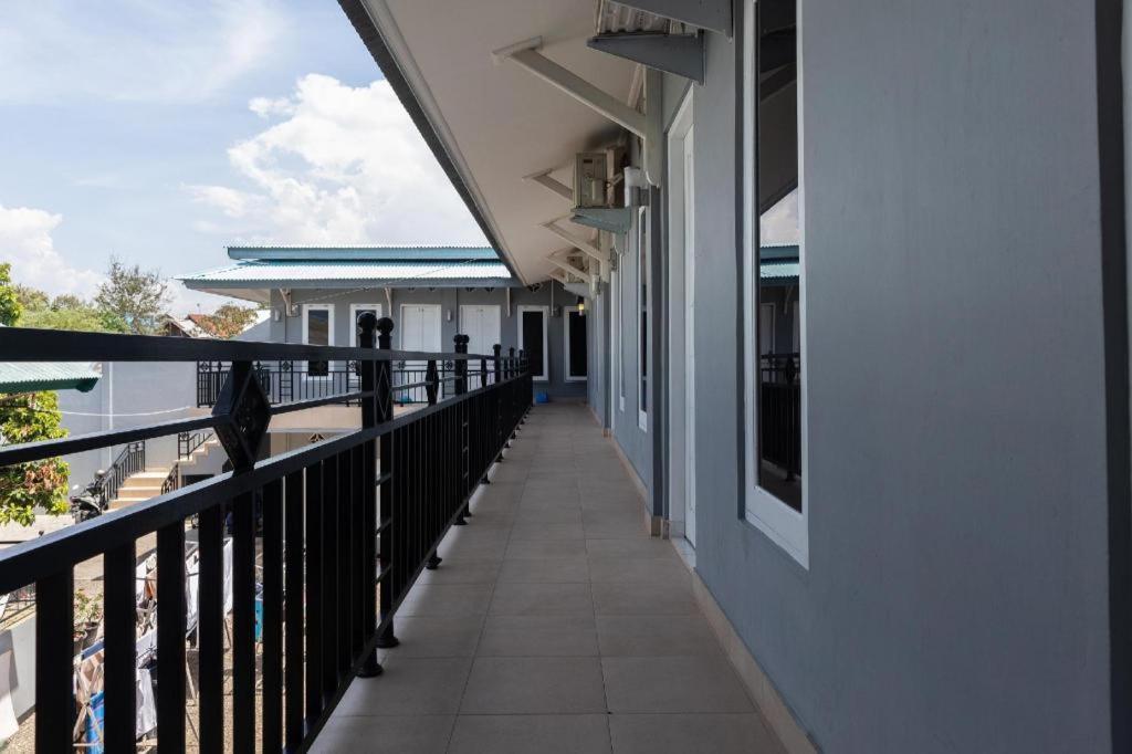 Spot On 2063 Bethania Residence Kupang  Exterior foto